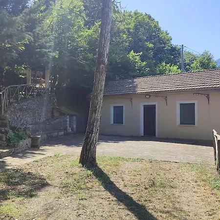 - Holiday home Trecchina